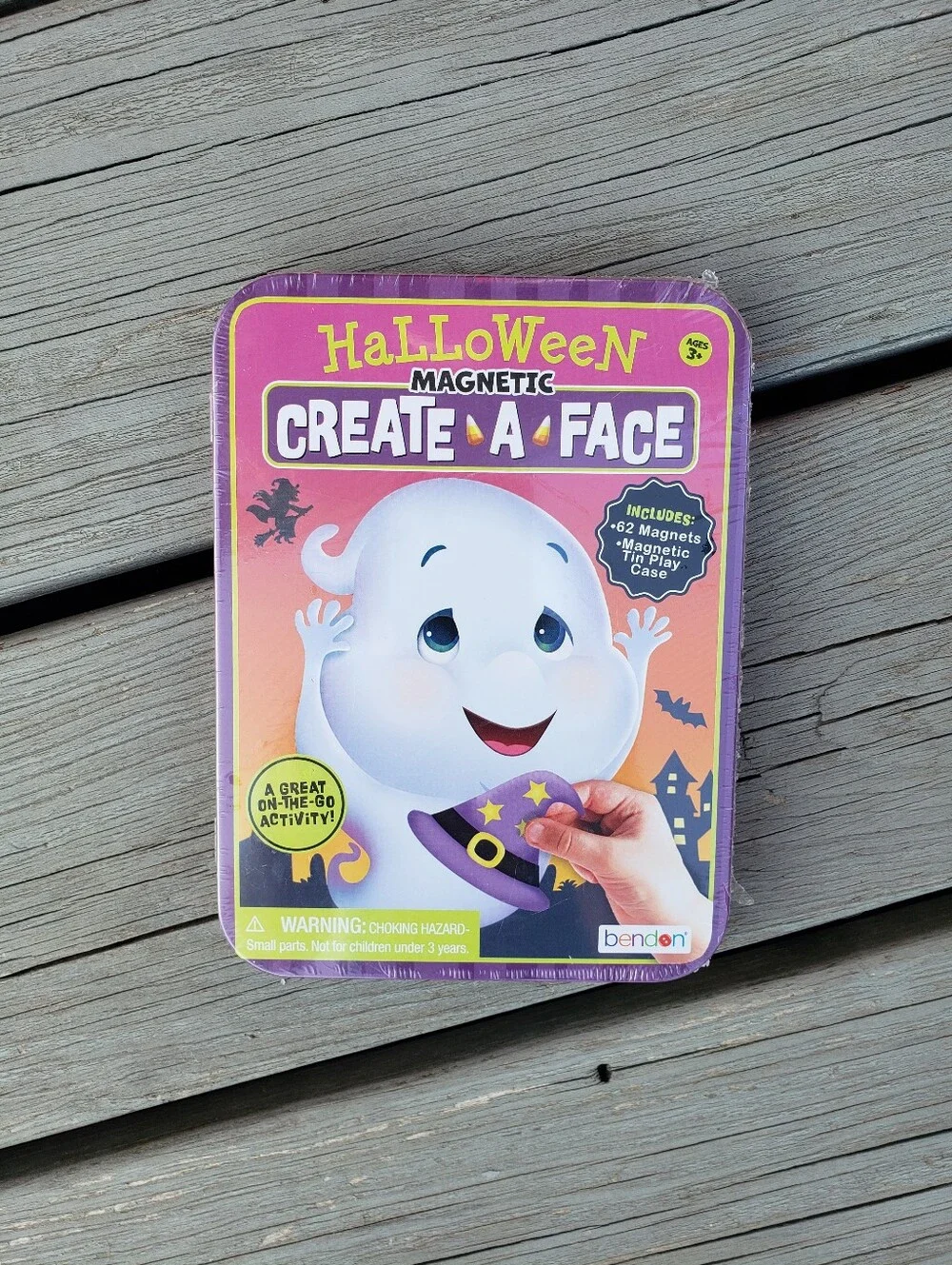 Halloween Magnetic Tin Play Set - Hello Kitty & Ghost